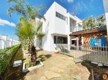 Casa de 4 quartos, Caldas Novas · Sobrado para venda localizado em Caldas Novas, GO.
