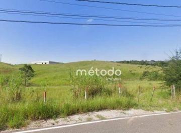 7cdfb292d19b8ca6119e3baab32408a1184803b4 · Área à venda, 86572 m² por R$ 12.985.800 - Bairro Lambari - Guararema/SP