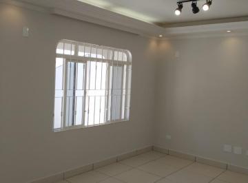 Casa · 174m² · 3 Quartos · 3 Vagas · Casa à venda e para alugar em Londrina, Conjunto Habitacional Alexandre Urbanas, com 3 quartos