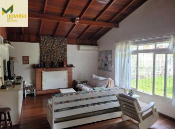 Casa · 196m² · 3 Quartos · 1 Vaga · Casa de Alvenaria com edícula auxiliar!!