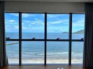 Apartamento · 215m² · 4 Quartos · 3 Vagas · APARTAMENTO FRENTE MAR - 4 SUÍTES - 3 VAGAS - ÁREA DE LAZER COMPLETA 