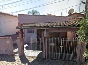 Casa · 145m² · 3 Quartos · 2 Vagas · Casa Padrão ( Estudam permutas ) .