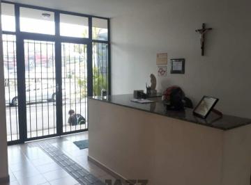 Casa · 400m² · 5 Quartos · OPORTUNIDADE- Casa comercial para clinica à Venda - Centro, Bragança Paulista - 400m2  - 5 suítes