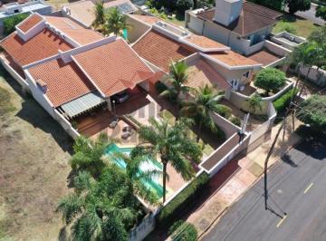 Casa · 714m² · 3 Quartos · 4 Vagas · Casas Residenciais Condomínio em Bonfim Paulista