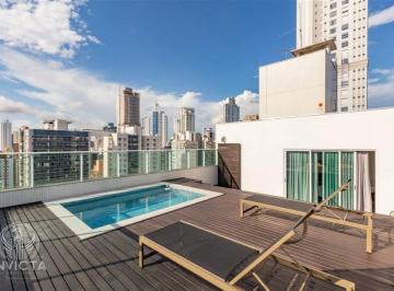 Apartamento · 258m² · 5 Quartos · 3 Vagas · Cobertura no Edifício San Pietro em Balneário Camboriú