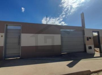 Foto 01 · Casa com 2 quartos sendo 1 suíte e 2 vagas no Cidade Nova