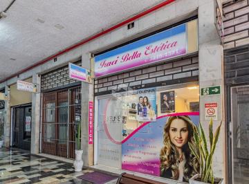 498832_i71r6e6ioFB_49883265b92c239afd1.jpg · Excelente loja, 3 pavimentos, ótima localização, com salão de beleza montado.