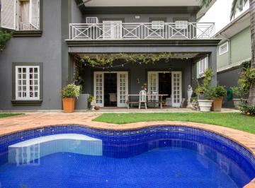 Casa de 4 quartos, São Paulo · Belissima casa alto padrão p/venda c/258m2 e 04 suites Jd Leonor Morumbi