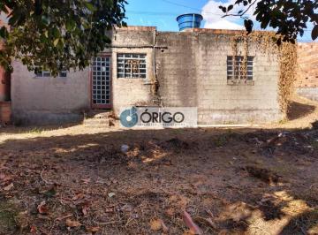Casa · 300m² · 2 Quartos · Bairro Tropical - Lote de Frente pra Rua com Barracão - Não Financia