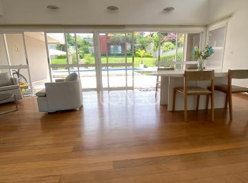 Casa de 3 quartos, Cotia · CASA VENDE ALUGA GRANJA - 3 SUITES 10 VAGAS PISCINA - MARAVILHOSA!!