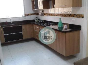 8828708aeffe948c7dccfc8dbce57e27d698515d · Sobrado bem distribuído com 163m² composto por 3 dormitórios com 3 suítes, à venda por R$ 850.000,00