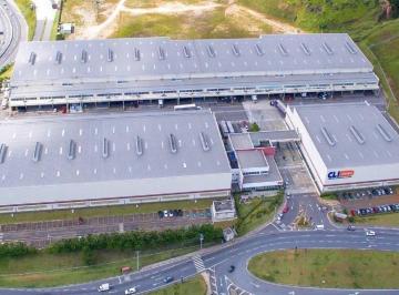 31ff3dd75f49.jpg · Galpão Comercial Itapevi - SP - Itaqui