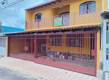 Casa de 6 quartos, Gama · Casa com 190 m² e 6 quartos à venda em Setor Norte
