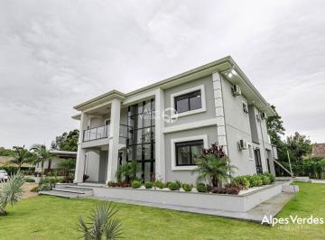 Casa · 277m² · 4 Quartos · 5 Vagas · Vende-se maravilhosa casa dentro de condominio fechado de sitios em Viamão