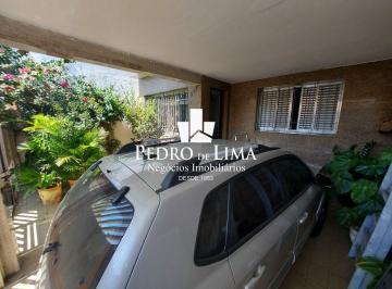 Casa · 181m² · 5 Quartos · 2 Vagas · Duas casas no mesmo terreno na Vila Formosa