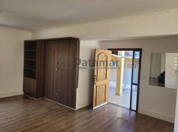 Casa · 390m² · 3 Quartos · 4 Vagas · Casa na Vila Pirajussara com 3 Suítes e 4 Vagas em Rua Fechada