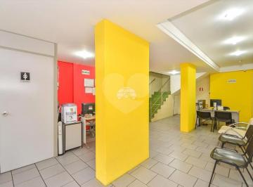 Comercial , Curitiba · Sala Térrea Cristo Rei Loja e Sobreloja 4 Banheiros 6 salas