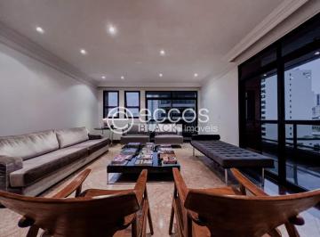 Apartamento · 220m² · 3 Quartos · 2 Vagas · Apartamento à venda, 3 quartos, 3 suítes, 2 vagas, Centro - Uberlândia/MG