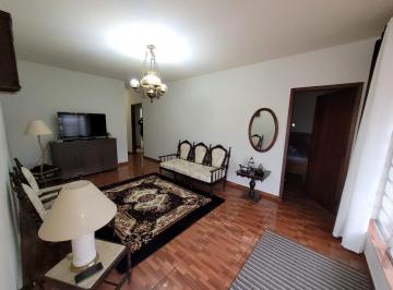 Casa de 5 quartos, Bragança Paulista · Jd. Santa Rita de Cássia Duas Casas Planas na Av. Joanópolis