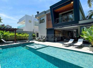 659a3db9076a6f36ef060ea501d1e4abf44e6d1f · Casa à venda próxima à praia no condomínio da Riviera de São Lourenço