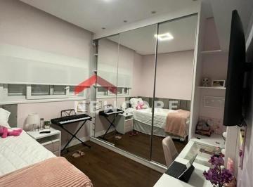 Casa · 250m² · 3 Quartos · 3 Vagas · Casa em Rua Irani Alves de Camargo - Jardim Adriana - Guarulhos/SP