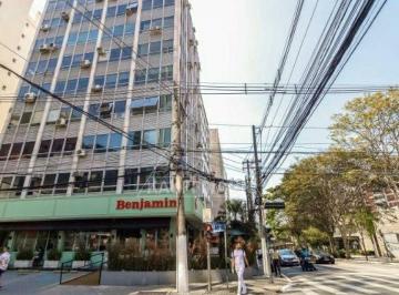 Comercial · 555m² · 3 Vagas · Conjunto Comercial no Jardim Paulista. 555m² Área úitil 3 vagas várias salas e banheiros impeável