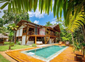 Casa · 360m² · 5 Quartos · 2 Vagas · Casa de Alto padrao com clube integrado em Trancoso