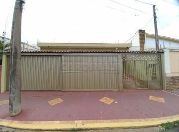 Casa · 330m² · 3 Quartos · 5 Vagas · Casa Sobrado.
