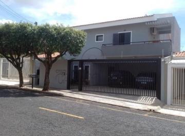 Foto 01 · Casa à Venda ? 4 Dormitórios, 2 Suítes e 404m² de Área