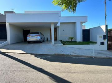 Casa de 2 quartos, Avaré · Linda casa de 200 m² de construção c/ piscina e cozinha gourmet - Avaré/SP.