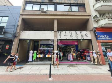 497670_ipFo61t4Usk6Os3F75YxI_49767065b007d58d823.jpg · Sala comercial à venda no Centro Histórico de Porto Alegre