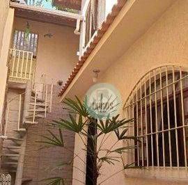 b11c9cd484573a8a6b2a699b0bfc3263e25b7352 · Sobrado IMPECÁVEL bem distribuído com 194m² composto por 3 dormitórios sendo 2 com suíte, à venda po