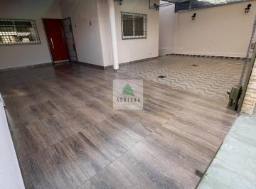 Casa · Casa Arquitetura Moderna  Acabamento Refinado 3 quartos sendo 1 Suíte Área de Lazer Integrada Espaço
