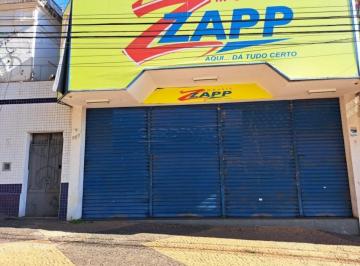frente · Comercial Galpão em São Carlos