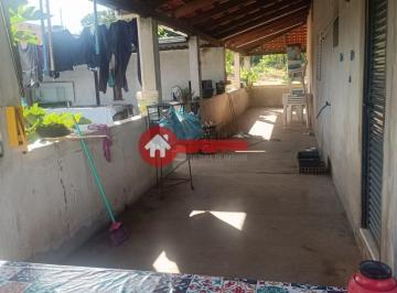 Rural · 1870m² · 3 Quartos · 5 Vagas · Vendo ou troco Sítio em Pitangui, com 1890m².