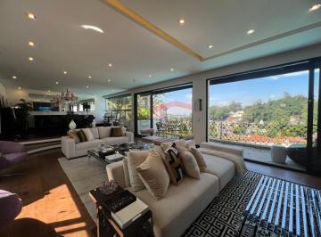 Casa · 550m² · 6 Quartos · 8 Vagas · Casa térrea Pé da Serra da Cantareira - Travessa da Av. Nova Cantareira região arborizada.