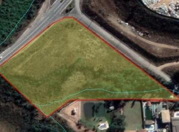 8acazum2nwizmtniztkwnmjh_md · 10 mil metros em frente a Rodoviária! Ideal para Barracão