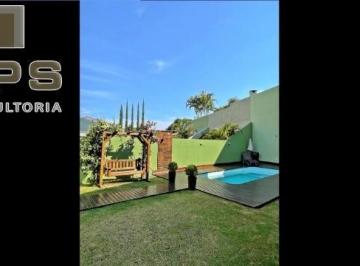 Foto 01 · Casa à venda no Jardim Paulista em Atibaia, com 03 suítes, escritório, piscina e área gourmet com ch