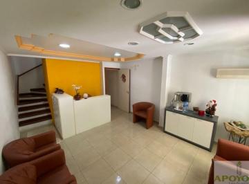 Casa · 158m² · 4 Quartos · Sobrado residencial ou comercial em Moema próximo ao Shopping e Metrô