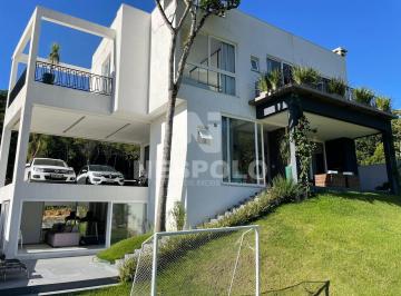 Casa · 370m² · 3 Vagas · Casa mobiliada à venda Condomínio Haras Rio do Ouro, Ariribá, BALNEARIO CAMBORIU - SC