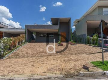 2d9281856fa1a0c1eaca9dbf5204003ef4362d6b · Casa de Condomínio com 3 Quartos à Venda, 285 m² por R$ 2.400.000