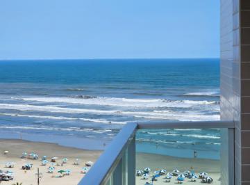 Apartamento de 2 quartos, Praia Grande · Apartamento 2 Quartos Frente ao Mar - Sacada Gourmet