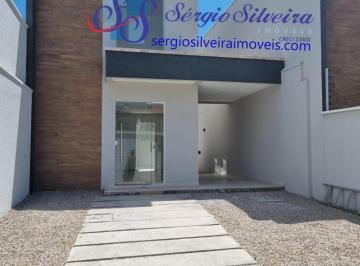 Casa de 3 quartos, Eusébio · Excelente casa duplex em Eusébio com 3 suítes.