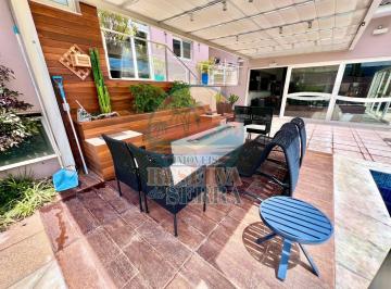 Casa en Venda de 4 quartos Medeiros · Linda casa com terreno de 1312m²   à  venda no Reserva da Serra