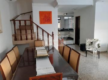 Casa · 221m² · 3 Quartos · 2 Vagas · Sobrado com 3 Dormitórios à Venda, 220,85m² - Jardim Jamaica, Santo André/SP.