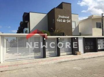 Casa · 100m² · 2 Quartos · 1 Vaga · Sobrado em Rua Pinguirito - Pinguirito - Garopaba/SC