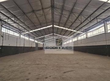 220339db419446db12fe0a0c2369a2d2260efd34 · Galpão para alugar, 2000 m² por R$ 40.000,00/mês - Jardim Inamar - Diadema/SP
