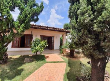 Casa · 360m² · 4 Quartos · 4 Vagas · Casa à venda no bairro Iporanga em Sete Lagoas/MG
