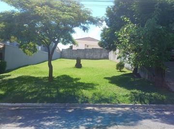 Terreno , Santana de Parnaíba · OPORTUNIDADE ALPHAVILLE TERRENO PRATICAMENTE PLANO, PRÓXIMO A PORTARIA!