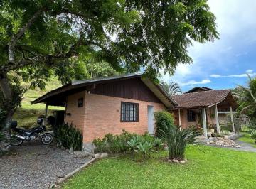 Casa · 159m² · 3 Quartos · Casa à venda - no Centro
